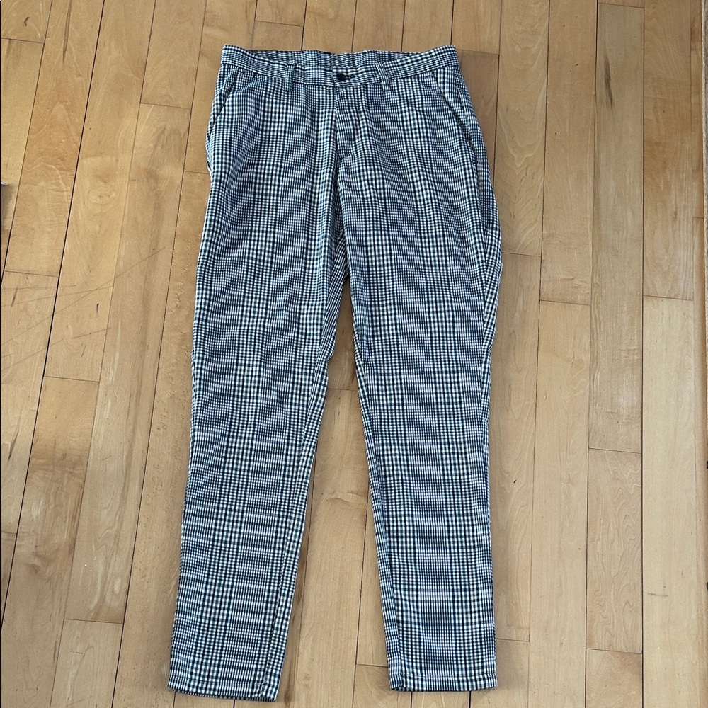 Stylish Black and White Plaid Men's Dress Pants